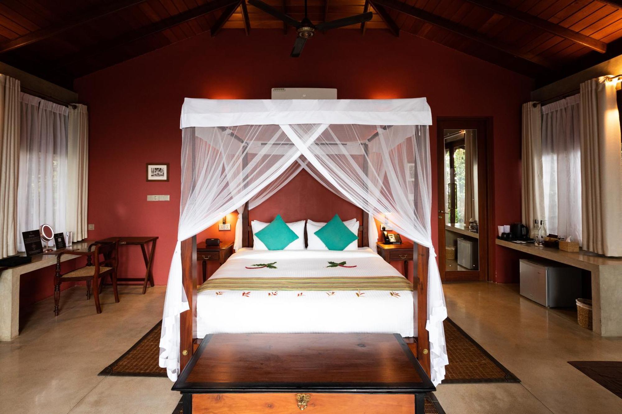 Aarunya Nature Resort - Kandy Extérieur photo